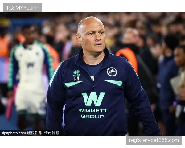 诺丁汉森林,补时逆转,力克阿斯顿,开云体育app下载,开云体育官网,开云体育官方网站,开云体育平台