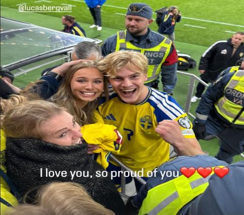 南安普顿守,势稳固,曼联惊险未,开云体育app下载,开云体育官网,开云体育官方网站,开云体育平台